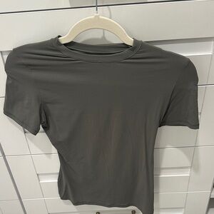 SKIMS fits everybody Short Sleeve Tee